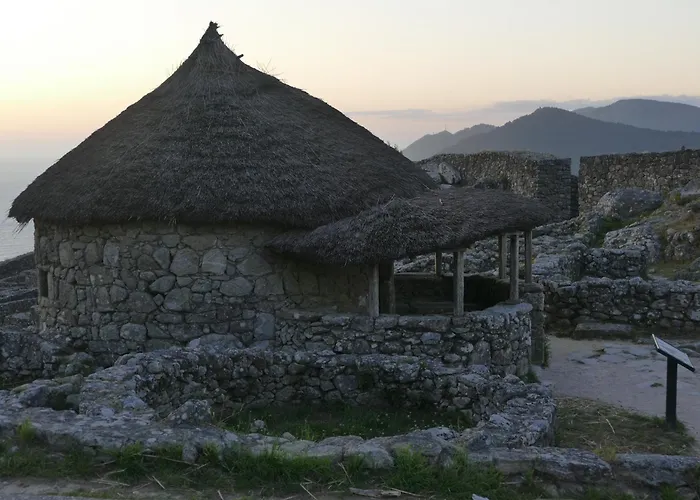 Casita A Estrenar En Finca Con Rio Proxima A Tui, Gondomar Y Portugal.